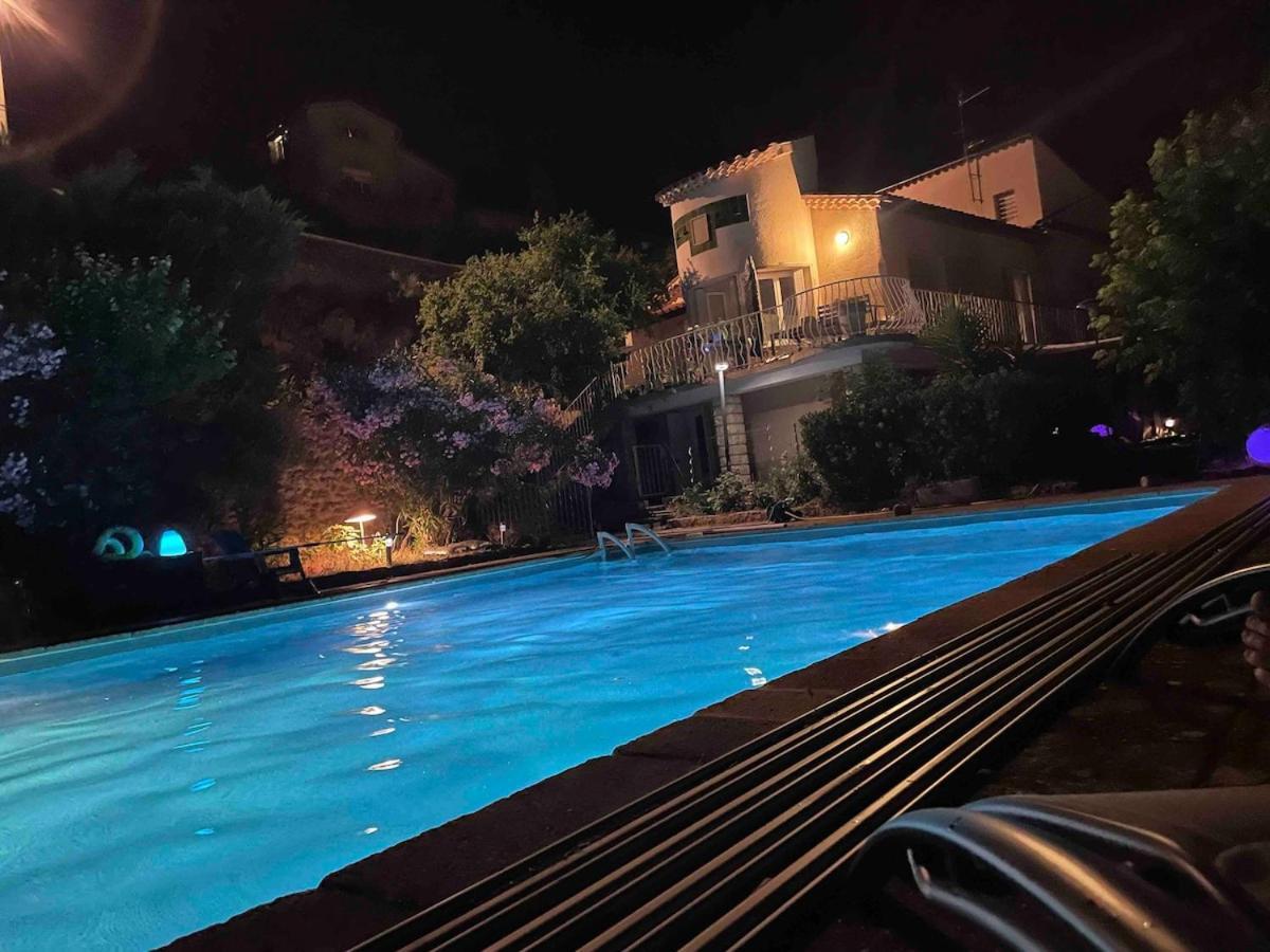 Orange Villa *